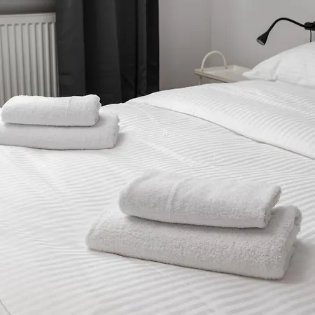 Metro Mlociny Stylish By Bookinghost Apartamento