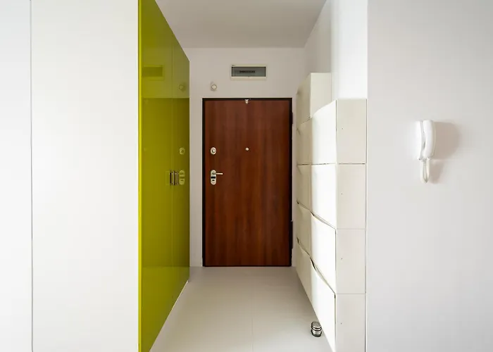 Metro Mlociny Stylish By Bookinghost * Varšava