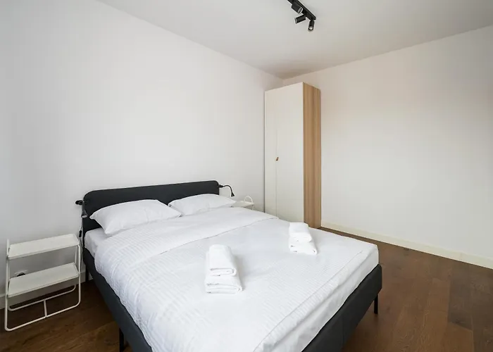 Metro Mlociny Stylish By Bookinghost Apartmán *