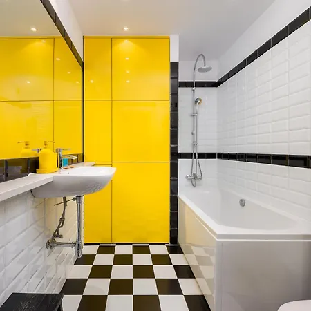 Metro Mlociny Stylish By Bookinghost Apartment Warsaw